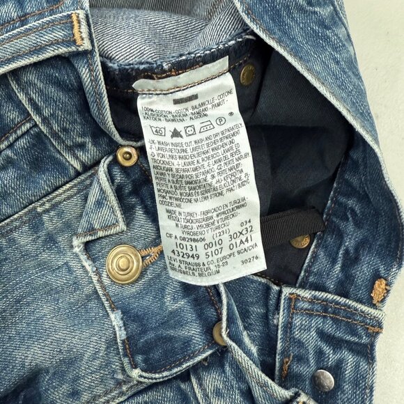 Levis Engineered Distressed Denim Cotton Blue Jeans Pants Mens size 30x32 - Picture 4 of 10